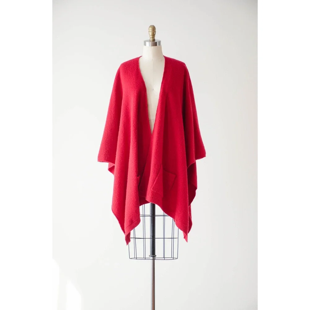 Pierre‎ Cardin red wool cape wool dark academia cottagecore sweater poncho